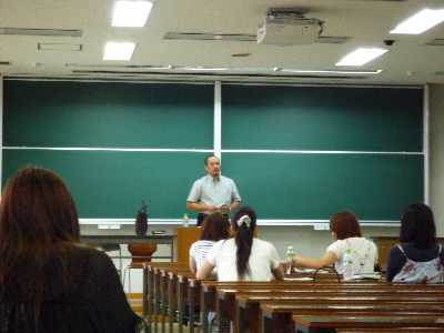 木村先生、講義中！